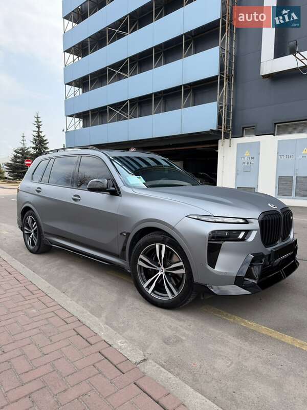 Позашляховик / Кросовер BMW X7 2025 в Києві