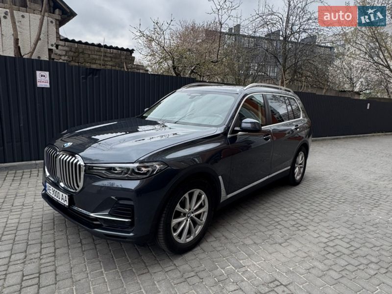 Позашляховик / Кросовер BMW X7 2022 в Дніпрі Позашляховик / Кросовер BMW X7 2022 в Дніпрі