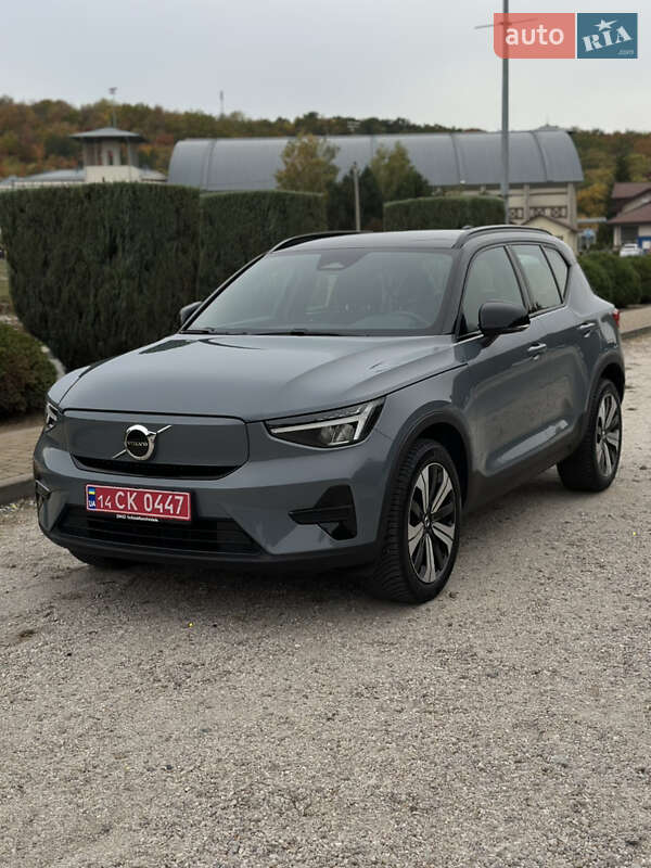 Внедорожник / Кроссовер Volvo XC40 2023 в Днепре