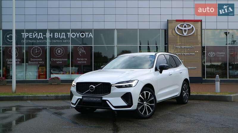Внедорожник / Кроссовер Volvo XC60 2022 в Киеве