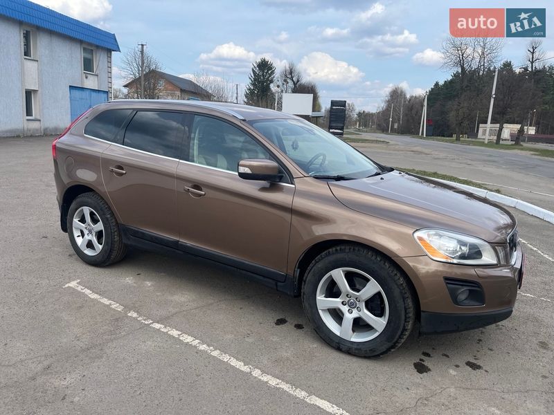 Внедорожник / Кроссовер Volvo XC60 2009 в Бродах