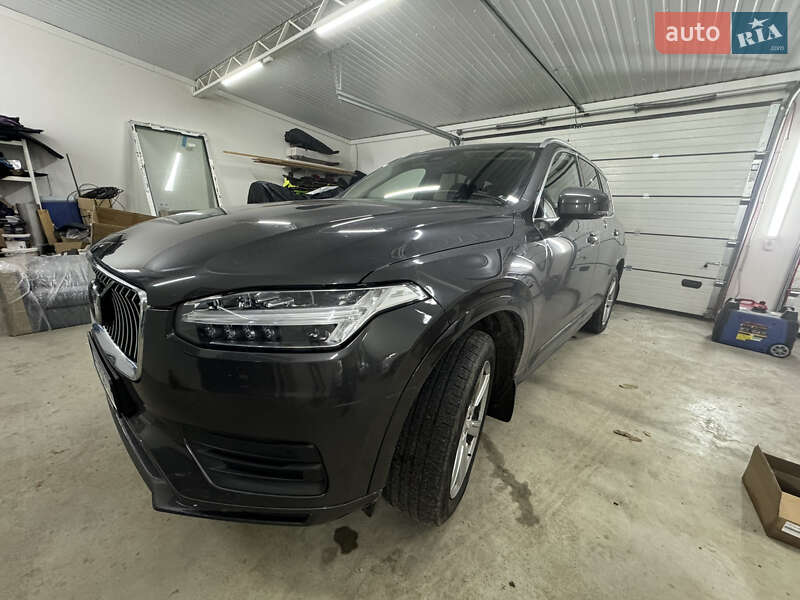 Внедорожник / Кроссовер Volvo XC90 2022 в Киеве