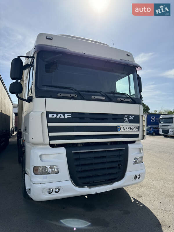 Тягач DAF XF 105 2008 в Черкассах