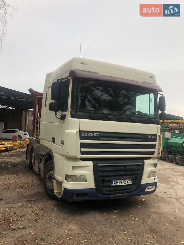 Тягач DAF XF 105 2013 в Кривом Роге