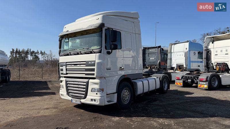 Тягач DAF XF 105 2011 в Киеве