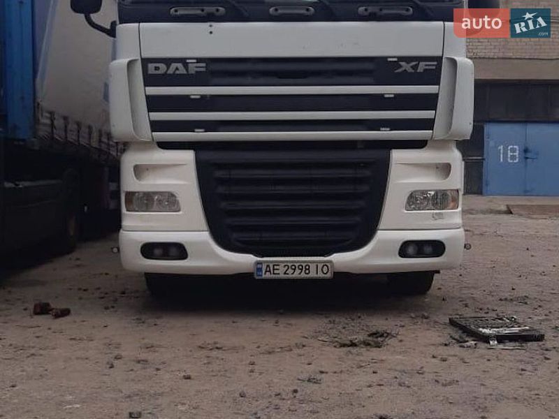 Тягач DAF XF 105 2008 в Киеве