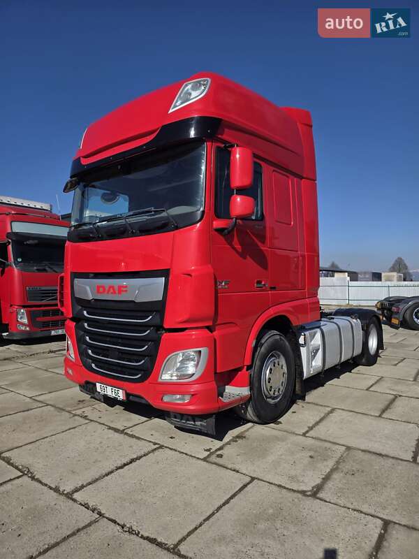 Тягач DAF XF 460 FT 2016 в Тячеве Тягач DAF XF 460 FT 2016 в Тячеве