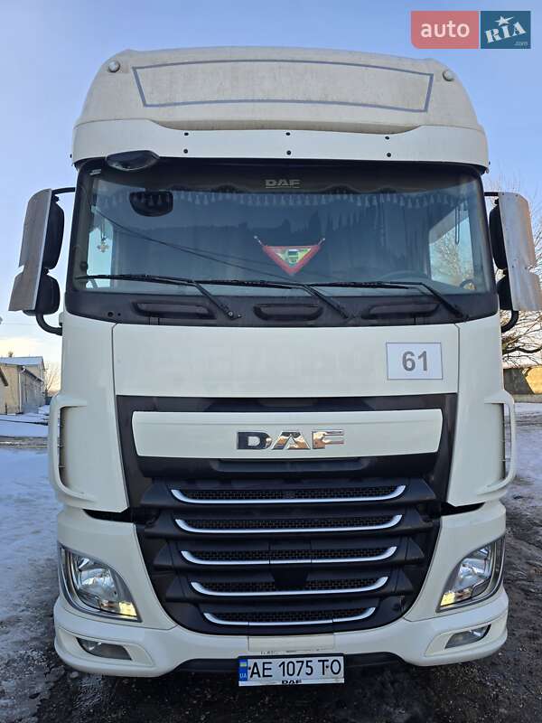 Тягач DAF XF 460 FT 2015 в Тернополе