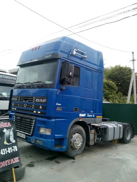 Тягач DAF XF 95 2002 в Тячеве