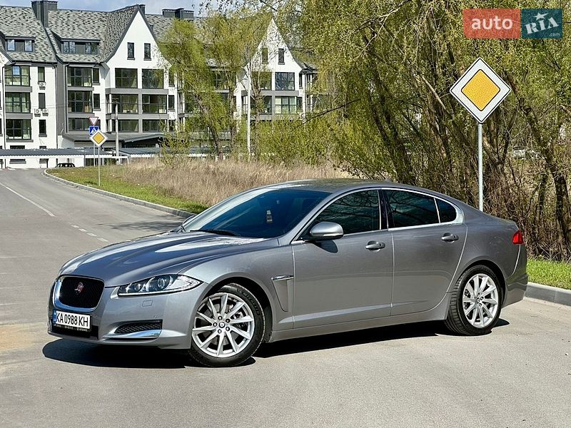 Седан Jaguar XF 2014 в Києві
