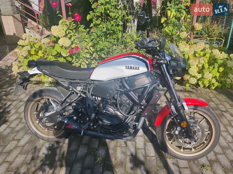 Мотоцикл Без обтекателей (Naked bike) Yamaha XSR 2020 в Киеве