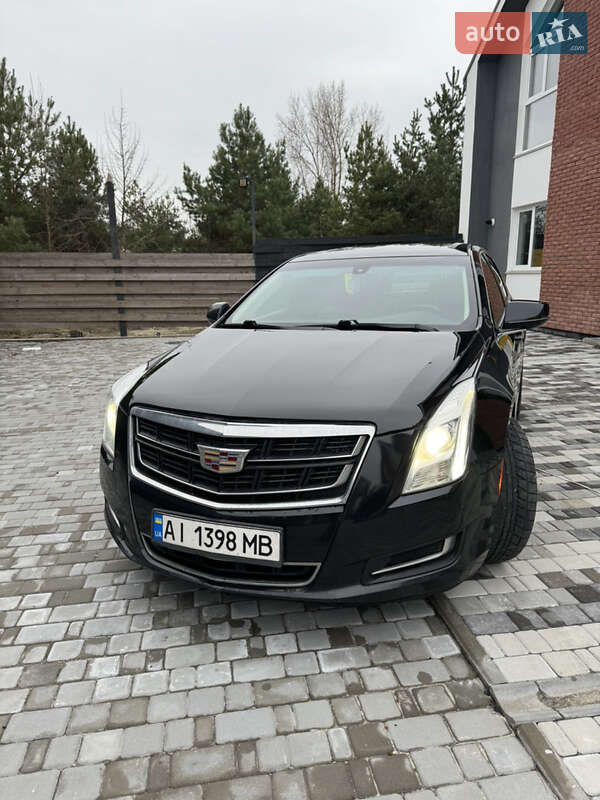 Седан Cadillac XTS 2016 в Киеве
