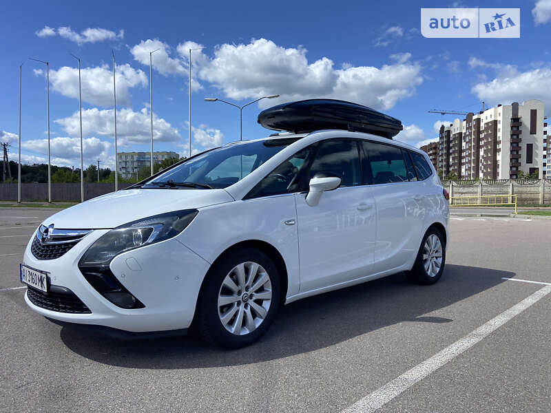 Мінівен Opel Zafira Tourer 2015 в Гостомелі