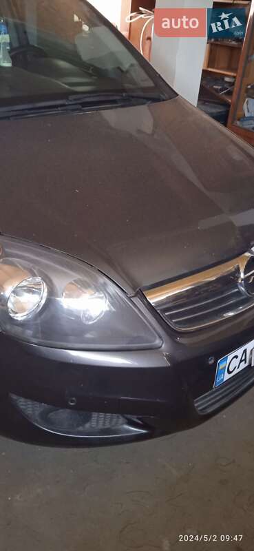 Минивэн Opel Zafira 2012 в Маньковке Минивэн Opel Zafira 2012 в Маньковке