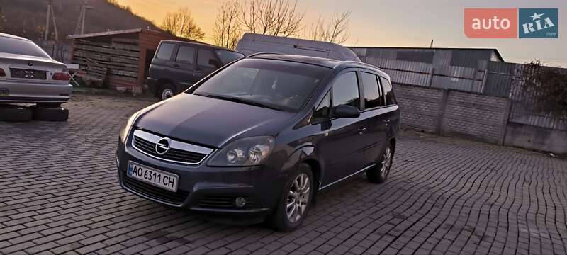 Минивэн Opel Zafira 2007 в Мукачево Минивэн Opel Zafira 2007 в Мукачево
