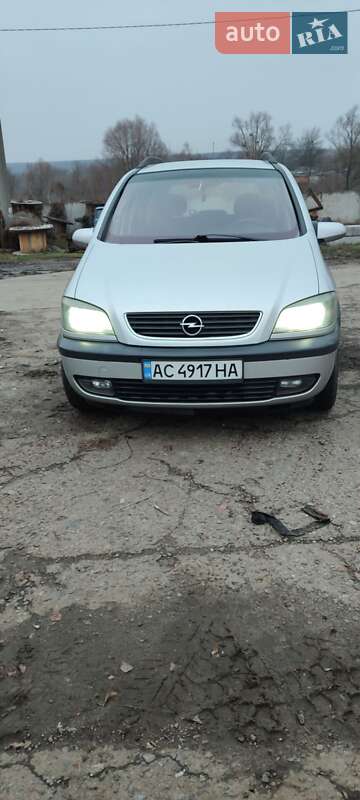 Мінівен Opel Zafira 2001 в Харкові Мінівен Opel Zafira 2001 в Харкові