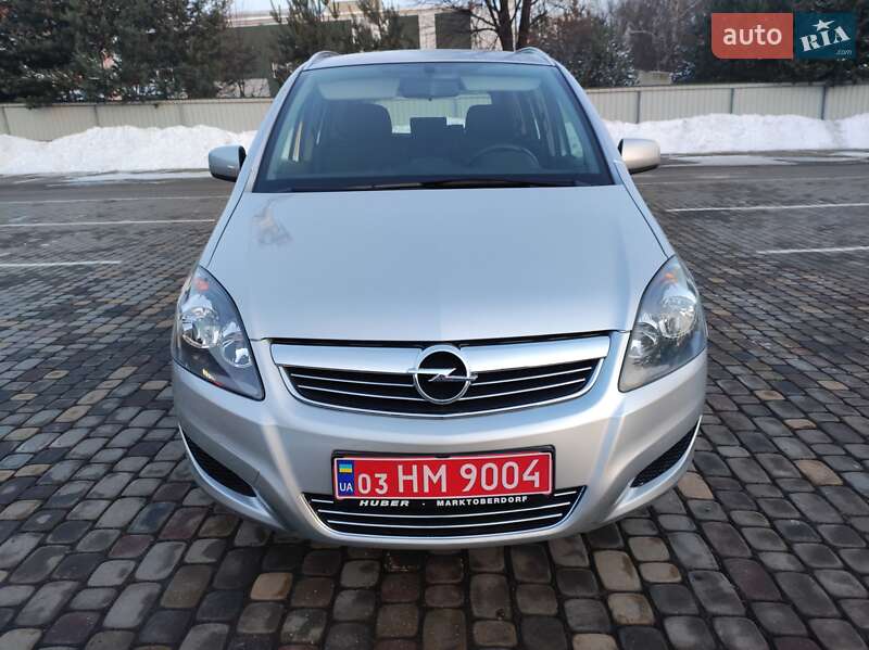 Мінівен Opel Zafira 2011 в Луцьку