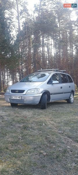 Минивэн Opel Zafira 2000 в Мостиске