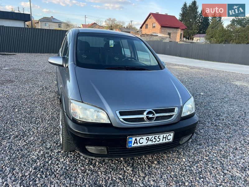 Мінівен Opel Zafira 2004 в Львові
