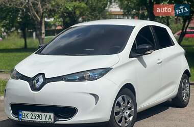 Хетчбек Renault Zoe 2015 в Рівному