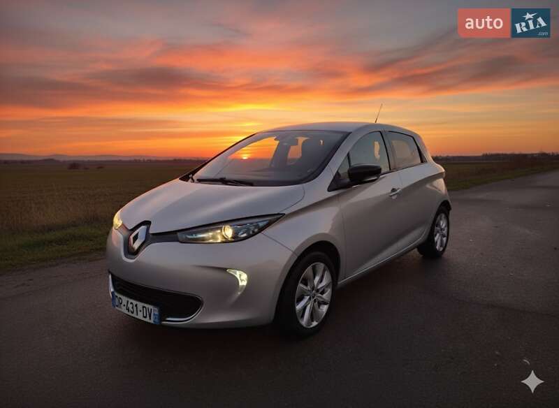 Хэтчбек Renault Zoe 2015 в Дубно Хэтчбек Renault Zoe 2015 в Дубно
