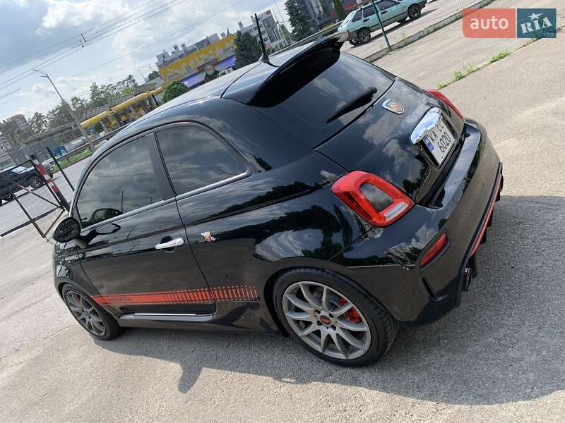 Хэтчбек Abarth Fiat 500 2015 в Киеве