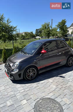 Хэтчбек Abarth Fiat 500 2015 в 