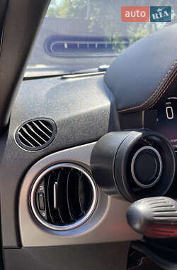 Хэтчбек Abarth Fiat 500 2015 в 