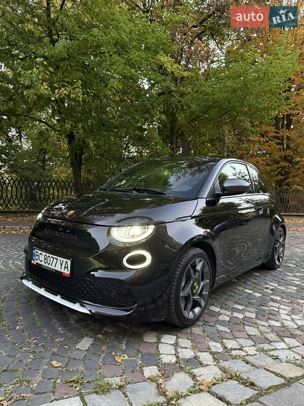 Хэтчбек Abarth Fiat 500 2023 в Львове