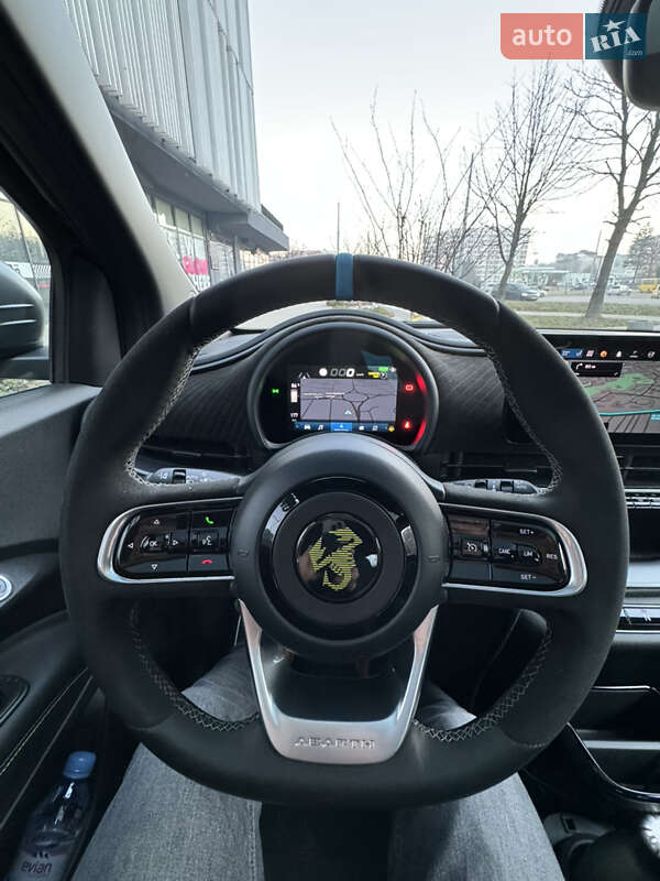 Хэтчбек Abarth Fiat 500 2023 в Львове