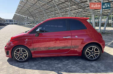 Хэтчбек Abarth Fiat 500 2012 в 