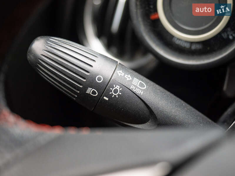 Хэтчбек Abarth Fiat 500 2014 в Киеве