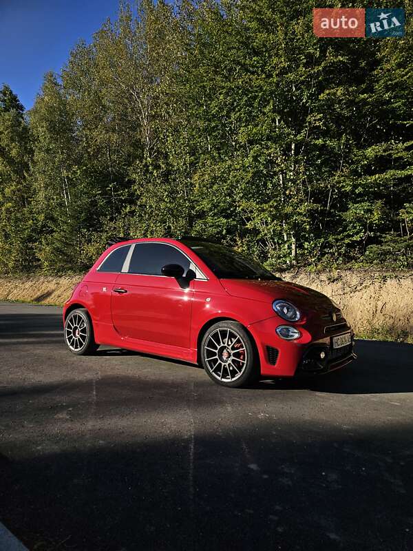 Кабриолет Abarth Fiat 500 2013 в Дрогобыче
