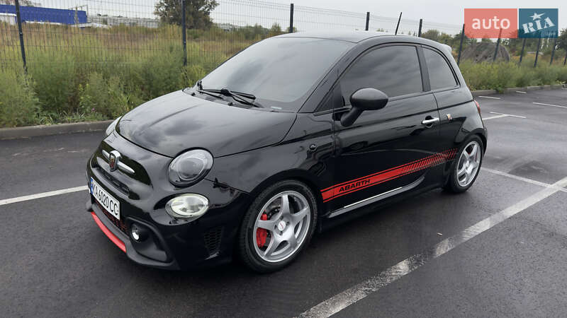 Хэтчбек Abarth Fiat 500 2015 в Вишневом