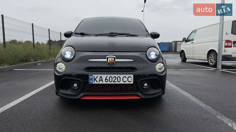 Хэтчбек Abarth Fiat 500 2015 в Вишневом