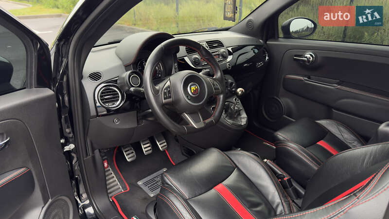 Хэтчбек Abarth Fiat 500 2015 в Вишневом