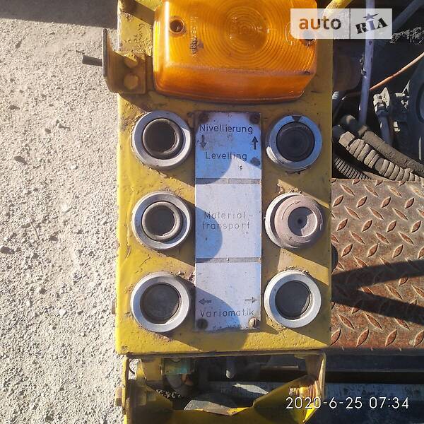 Асфальтоукладчик ABG Titan 260 1989 в Запорожье фото 4 Асфальтоукладчик ABG Titan 260 1989 в Запорожье