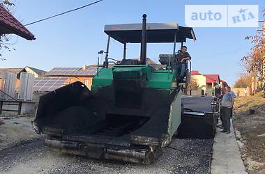 Асфальтоукладчик ABG Titan 8820 2004 в 