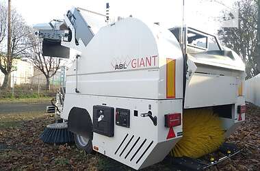 Уборочная машина ABL Giant 2021 в Луцке