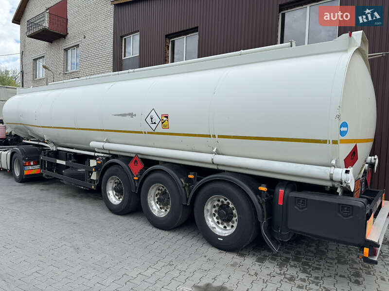 Цистерна полуприцеп Acerbi 21L2.39-A 2007 в Хмельницком