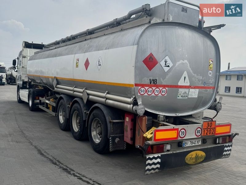 Цистерна Acerbi 21L 1995 в Кременчуці