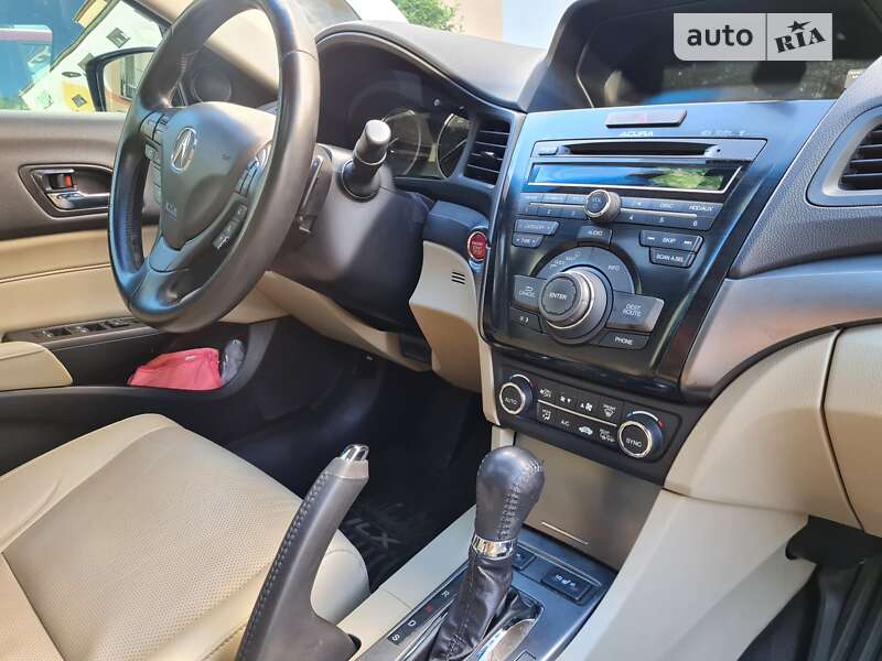 Седан Acura ILX 2013 в Києві