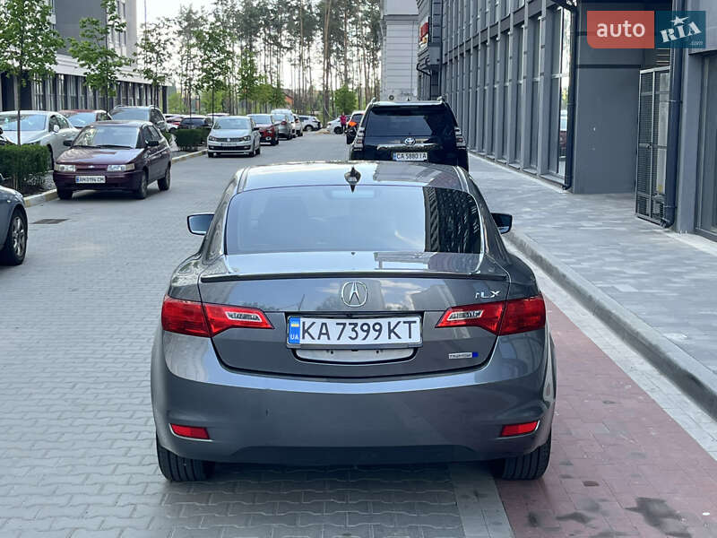 Седан Acura ILX 2012 в Киеве