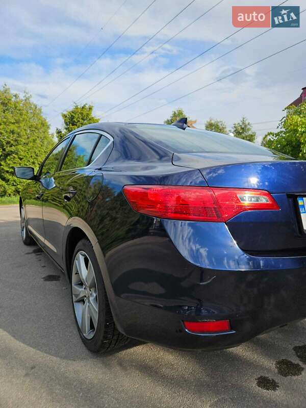 Седан Acura ILX 2013 в Киеве