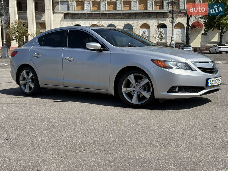 Седан Acura ILX 2012 в 