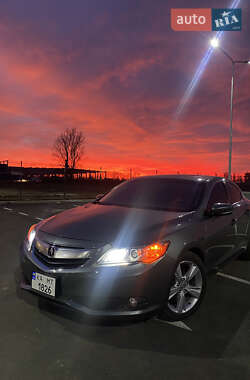 Седан Acura ILX 2014 в Киеве