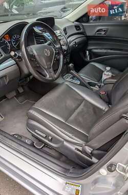 Седан Acura ILX 2012 в 