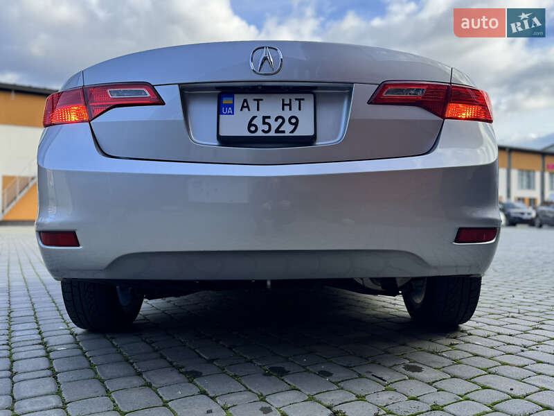 Седан Acura ILX 2014 в Коломиї