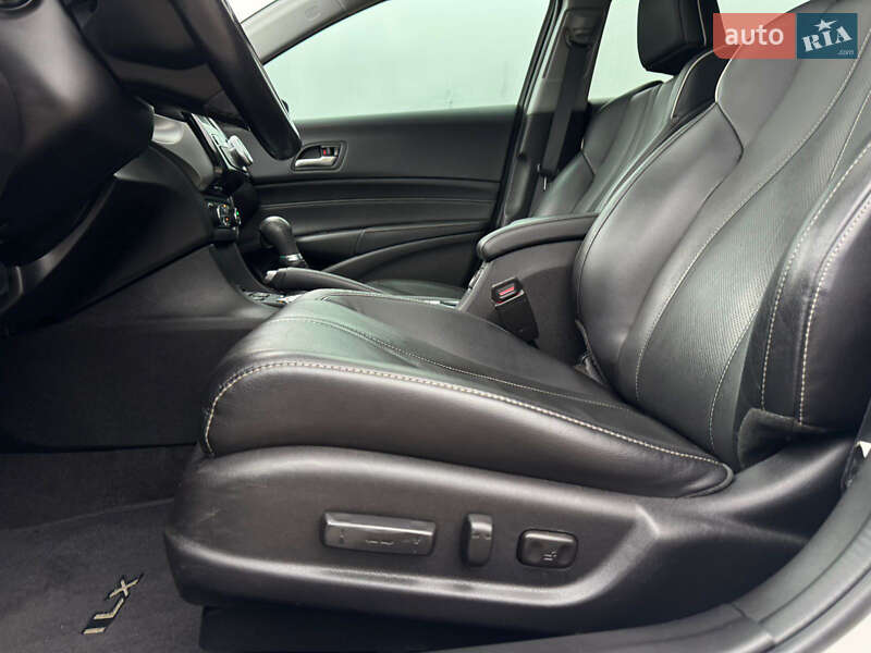 Седан Acura ILX 2020 в Львове