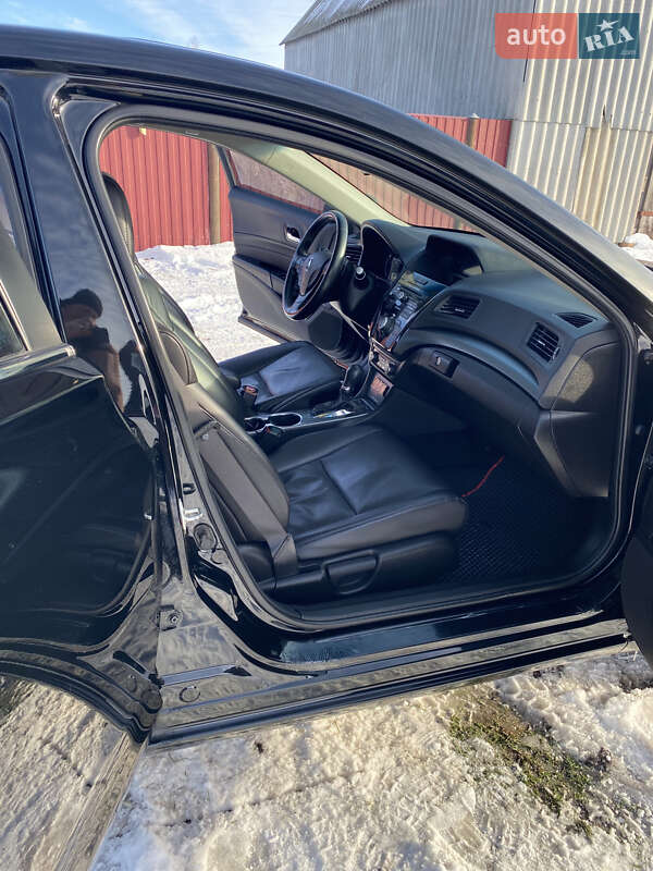 Седан Acura ILX 2012 в Киеве